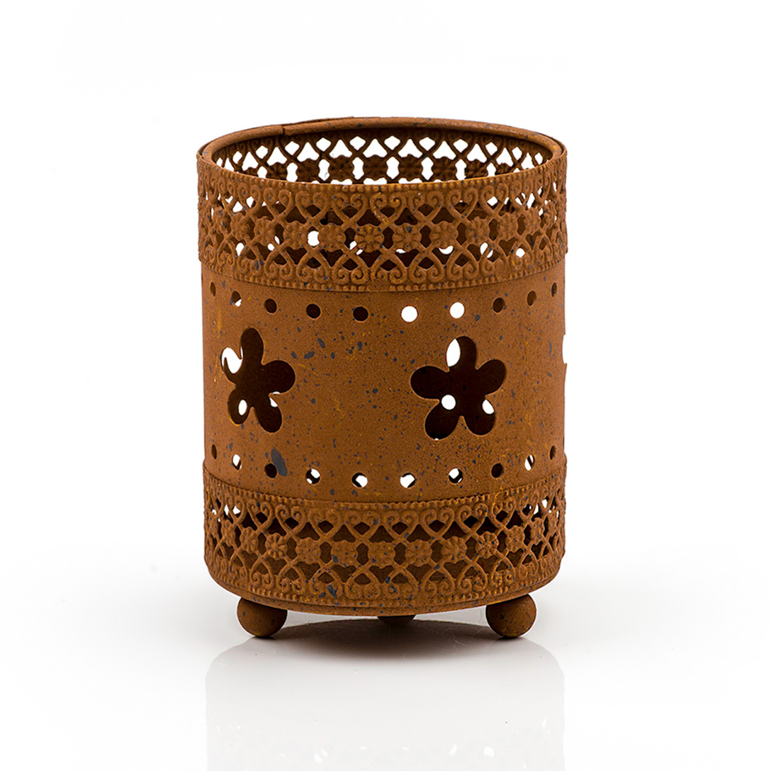 Svícen rez v.9,3cm kov