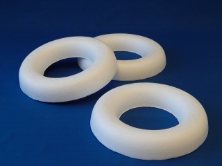 Kruh polystyrén pr.25cm půlený